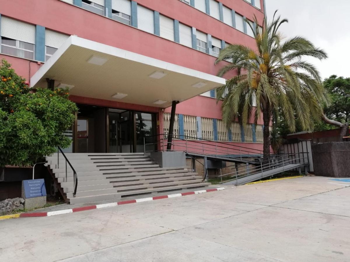 Aparthotel Montcada Εξωτερικό φωτογραφία